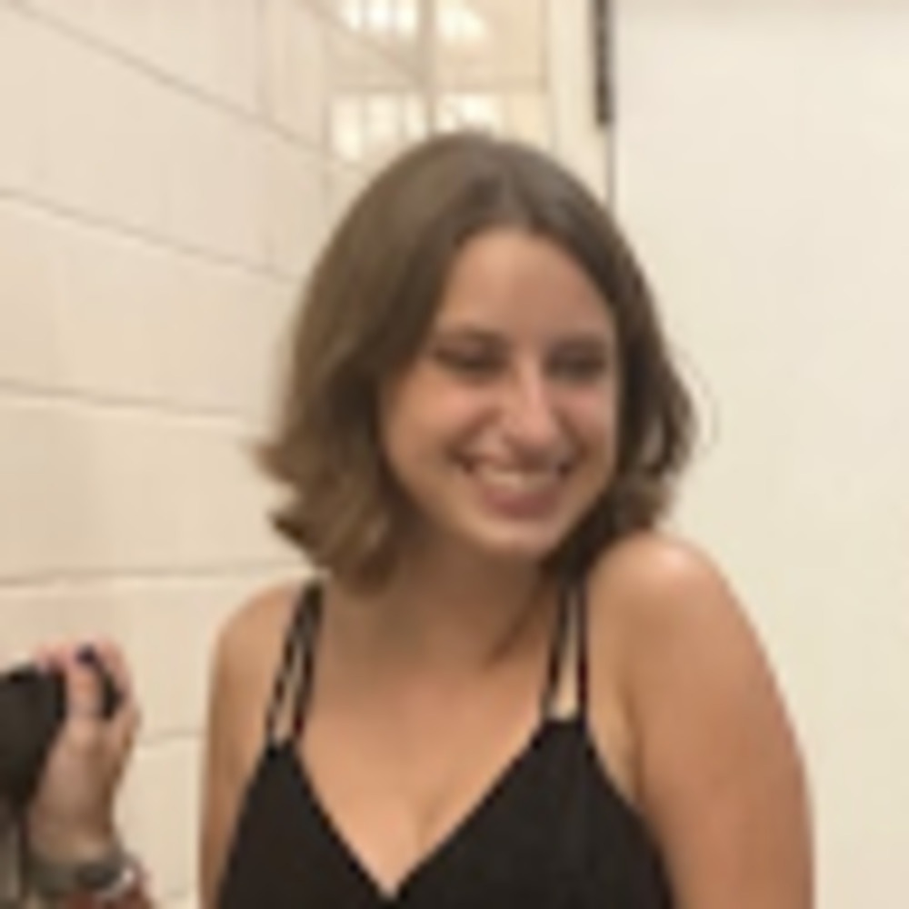 Meet your Posher, Nina